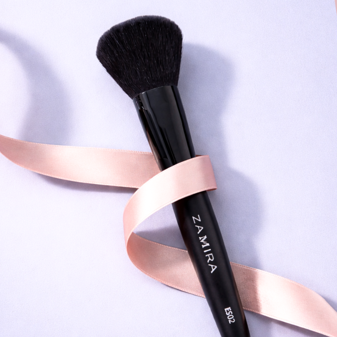 BRONZER BRUSH