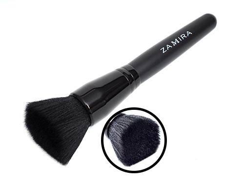 Flat Top Kabuki. Soft yet dense Flat Headed Brush for applying Liquid and powder Foundations.  Designed with Micro Synthetic fibres to give maximum coverage and a flawless airbrushed finish.
